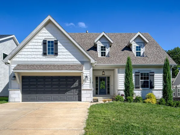 4620 W 70th St, Prairie Village, KS 66208
