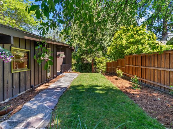 3115 NW Cornell Rd, Portland, OR 97210