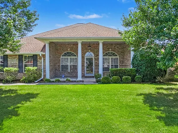133 Virginia Fern Cir NW, Madison, AL 35757