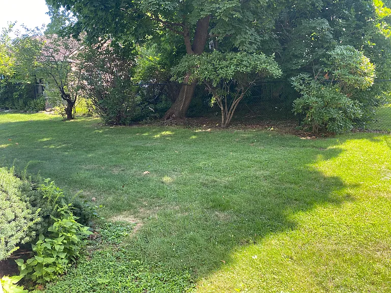 E Elizabeth Ave — Photo 15