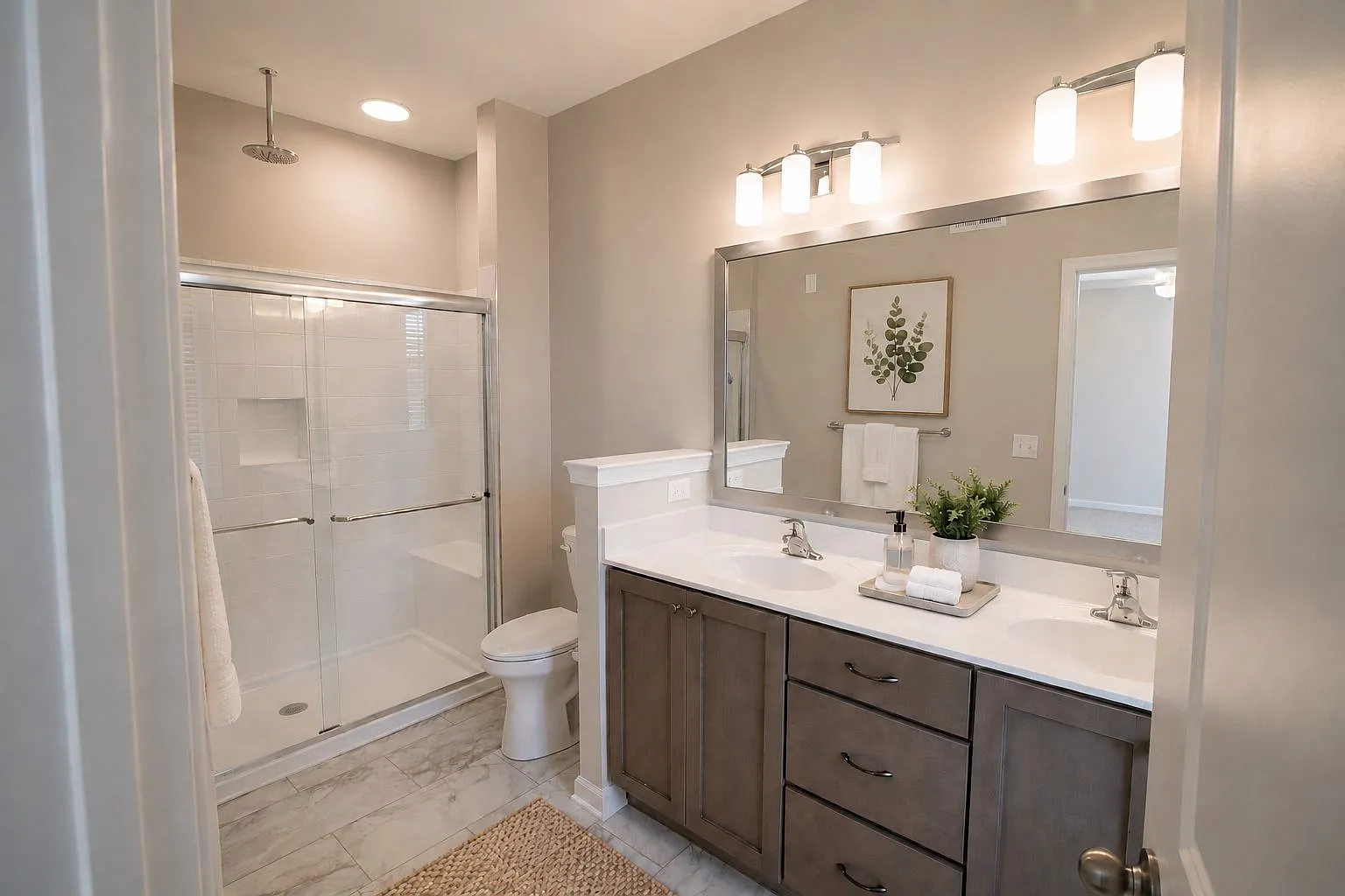 Lincoln Center Townhomes — Photo 3