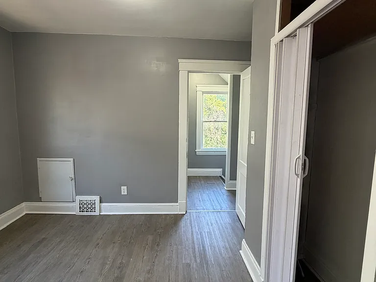 665 E 160th St #2 — Photo 6