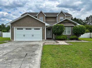 114 Chestnut Ct, Jacksonville, NC 28546