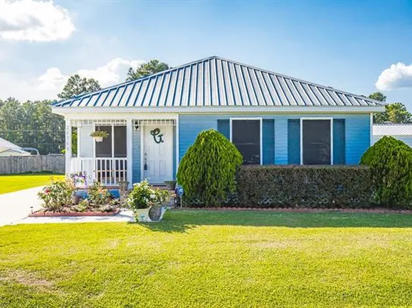 26340 Indian Run Dr, Springfield, LA 70462