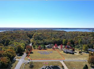 E 301st Pl, Grove, OK 74344