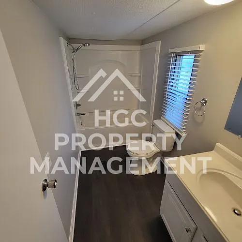 240 Penny Ln — Photo 16