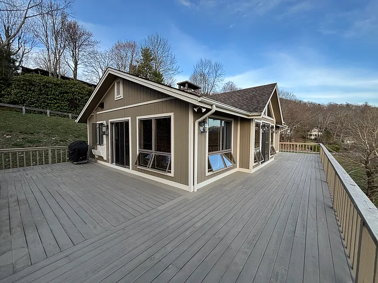237 Laurel Hill Ln — Photo 35