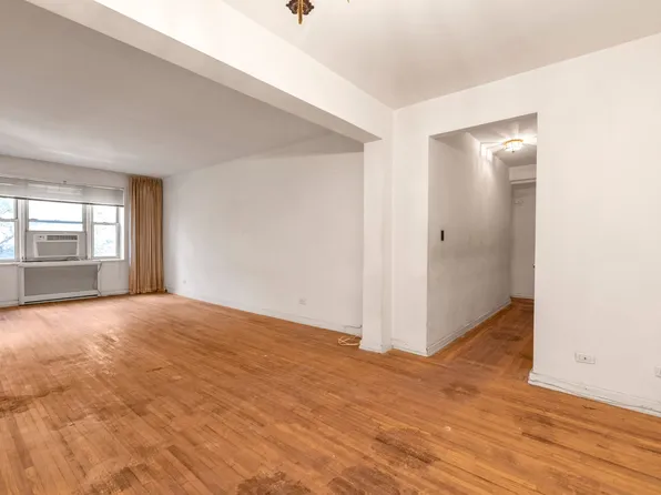 68-61 Yellowston Boulevard image 8 of 16