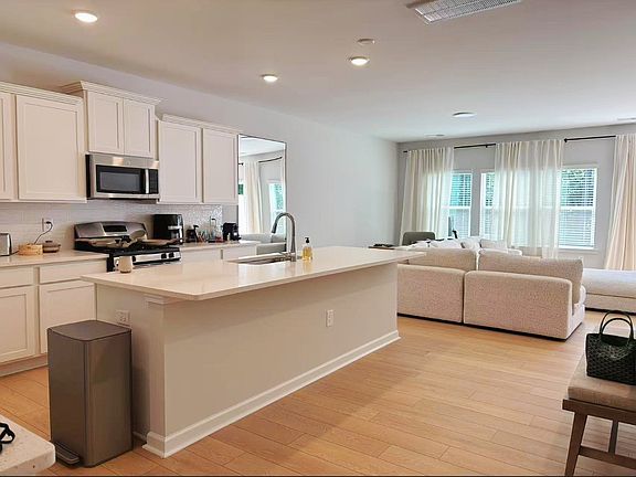 2nd image of 4206 Bryson Dr
