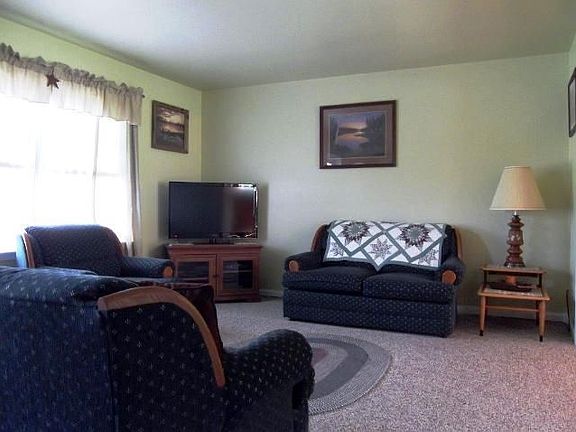 4th image of 62 Sierra Dr