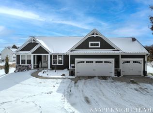 7057 W R Ave, Kalamazoo, MI 49009