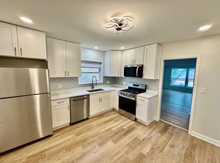 171 E Van Buren St APT 2, Elmhurst, IL 60126