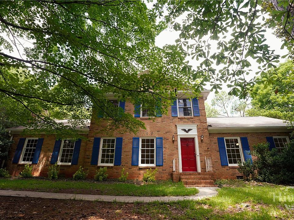 1st image of 180 Clifton Drive
