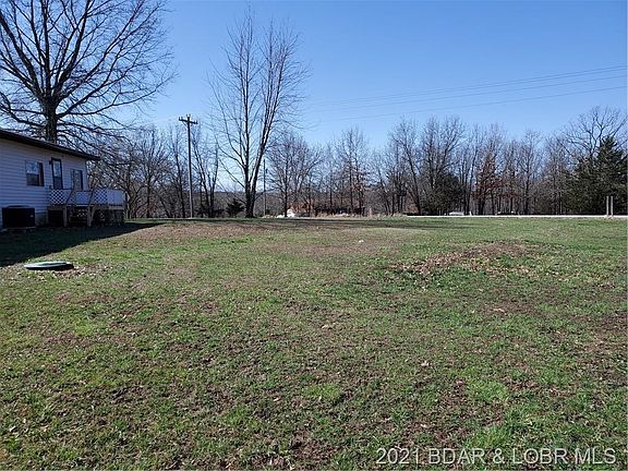 4th image of 44 Country Meadows Dr
