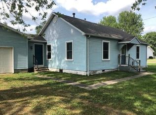 612 E 17th St, Lamar, MO 64759