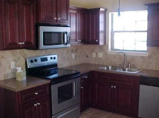 3rd image of 5005 Longstreet Pl Unit 61