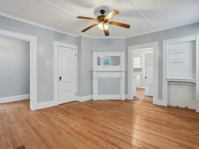 22 Grant St — Photo 11