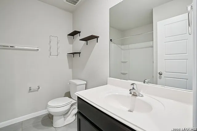 3 bed, 2.0 bath, 1690 sqft, $1,995 — Photo 4