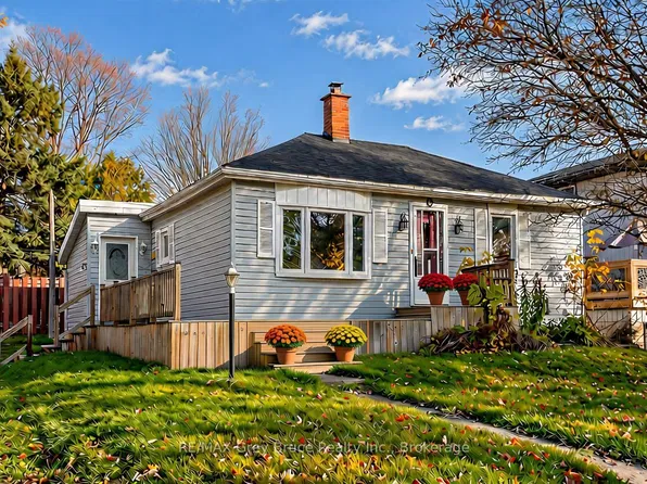 14 3rd St NW, Arran Elderslie, ON N0G 1L0