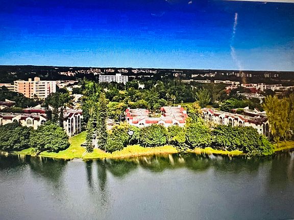 3rd image of 3330 Spanish Moss Terrace #406