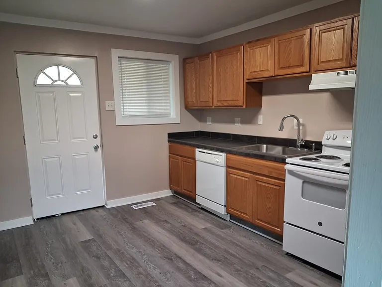 large Kitchen for cooking with family or friends