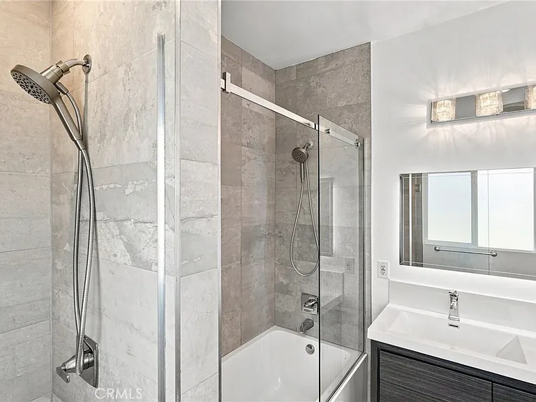 15340 Lassen St — Photo 14