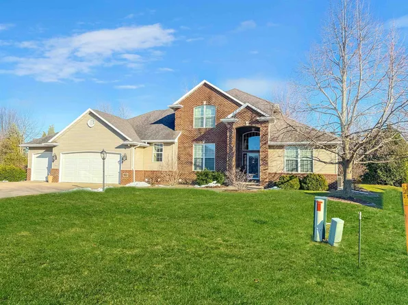 3371 Collier Ct, Oshkosh, WI 54904