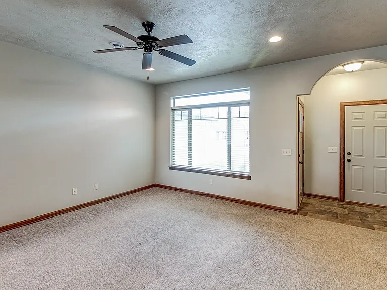 Bison Trail Twin Homes — Photo 17