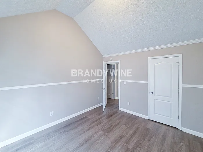 2025 Newton Estates Dr — Photo 27