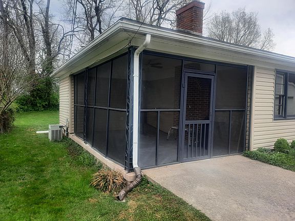 5th image of 106 Collins Ct
