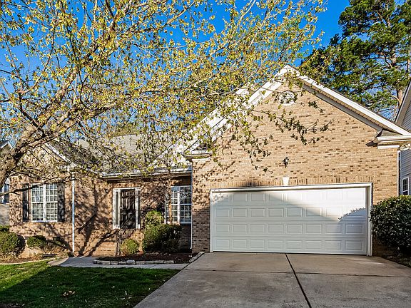 3rd image of 12123 Hampton Place Dr