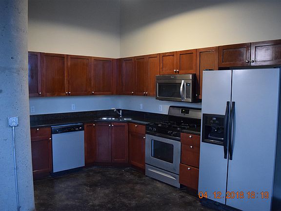 Kitchen, unit entrance and coatcloset