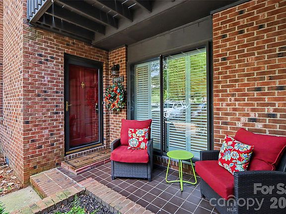 3rd image of 5811 Sharon Rd APT C