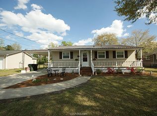 202 Palmetto St, Moncks Corner, SC 29461