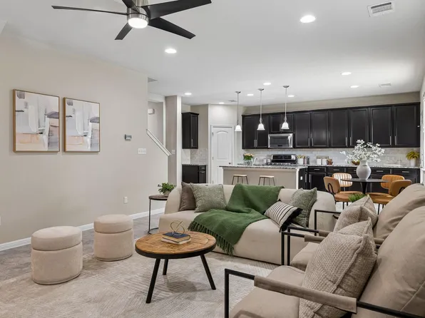 900 Myrna Bnd, Leander, TX 78641