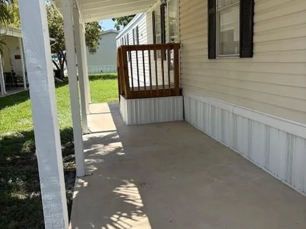 3949 Redman Pkwy, Boynton Beach, FL 33436