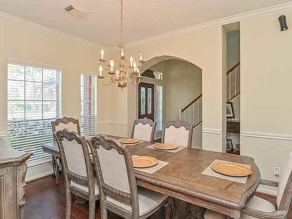 4th image of 3303 Pebble Trace Dr