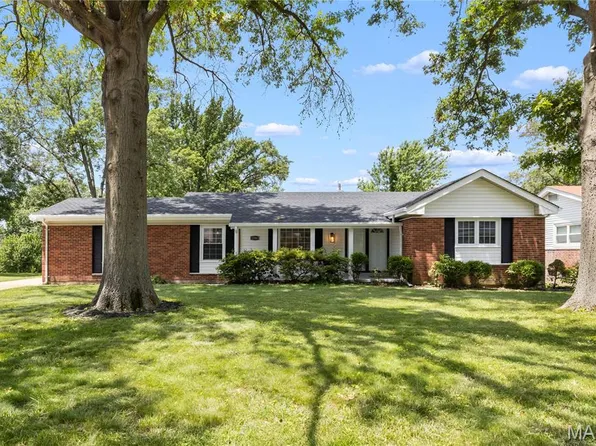 12563 Shepherd Dr, Florissant, MO 63033