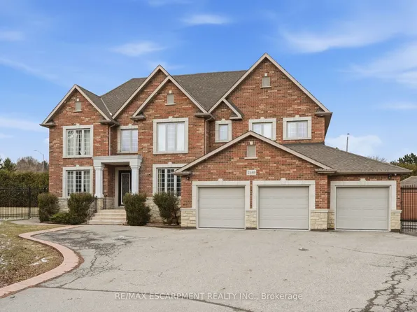 2489 Olinda Ct, Mississauga, ON L5C 4P5