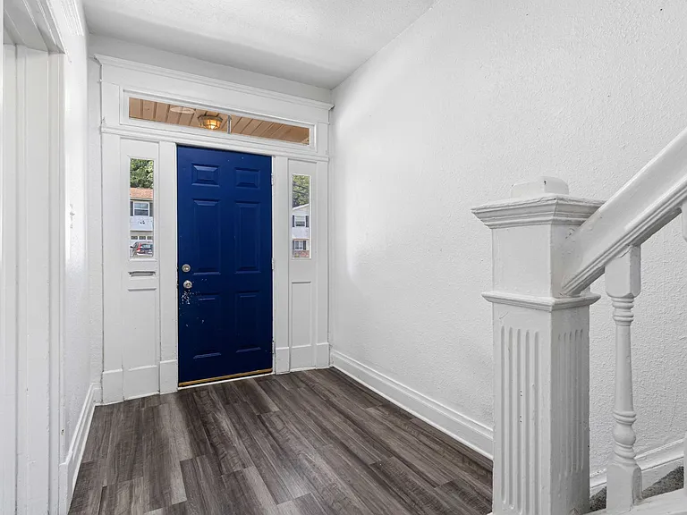 400 W Prospect Ave — Photo 8