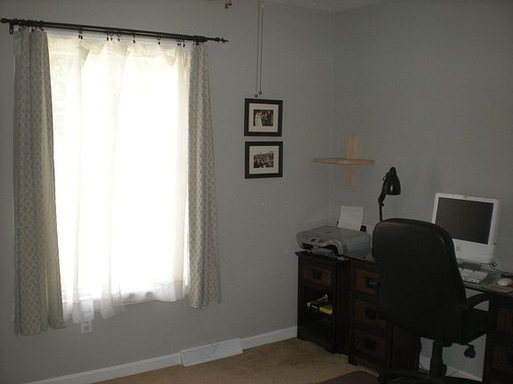 4th image of 521 Abington Dr