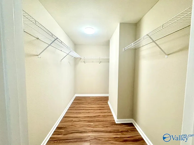 142 Vancouver Rd — Photo 13