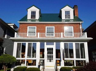 416 W Riverside St, Covington, VA 24426