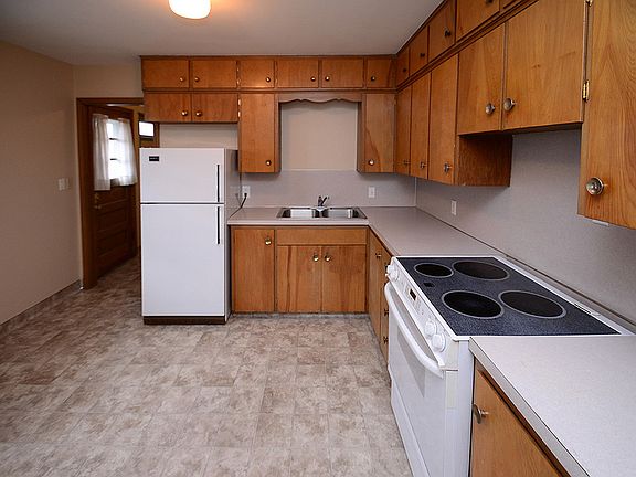 4th image of 4915 Mayberry St