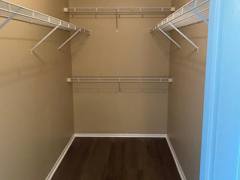 Walk in closet