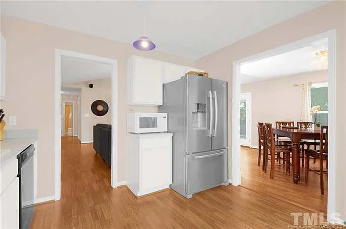 3024 Coachway Dr — Photo 11
