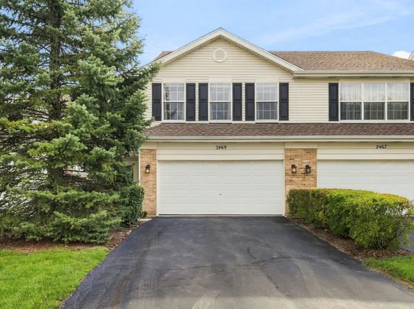 2469 Stoughton Cir Unit 2469, Aurora, IL 60502