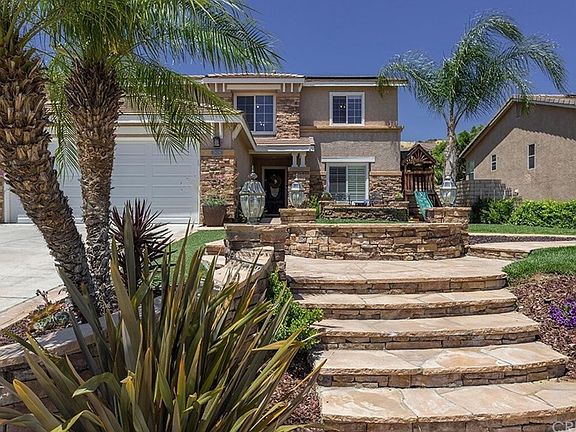 2nd image of 28739 Ponderosa St