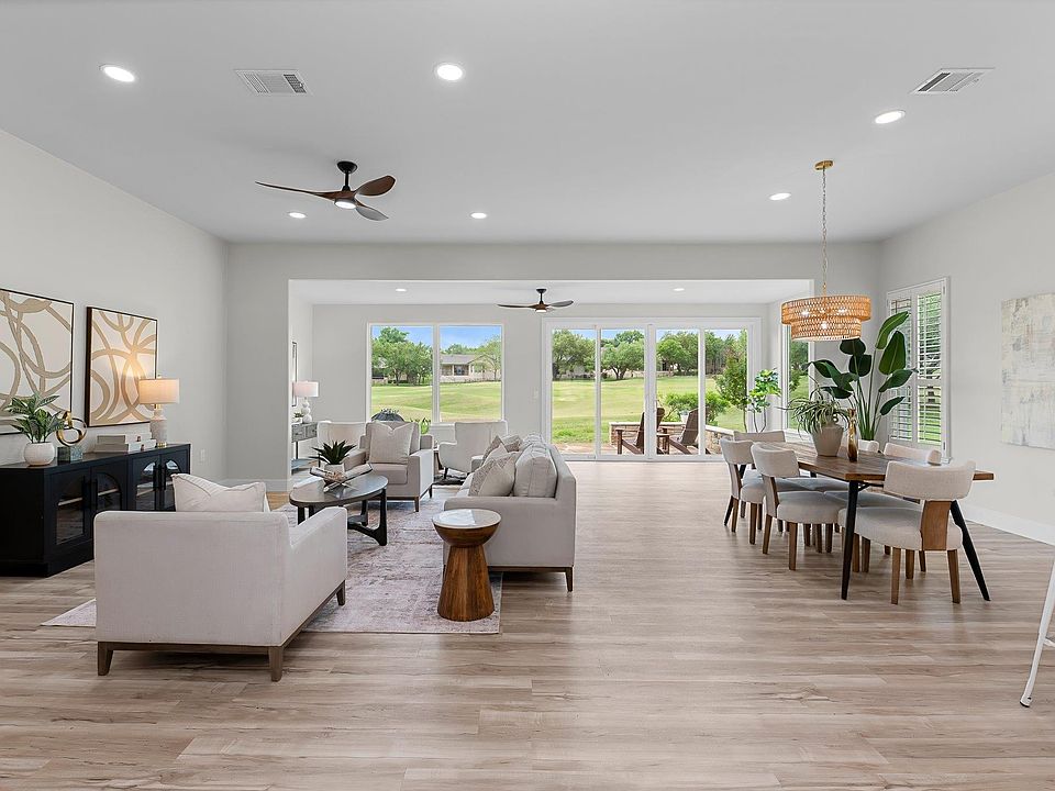 1st image of 130 Crepe Myrtle Ln