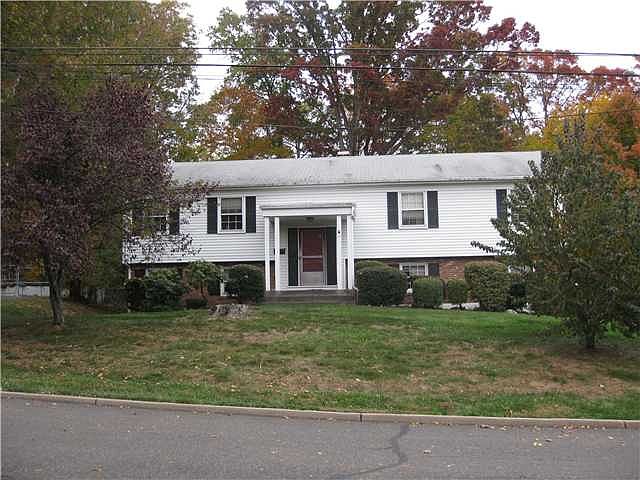 1st image of 12 Rosemont Dr